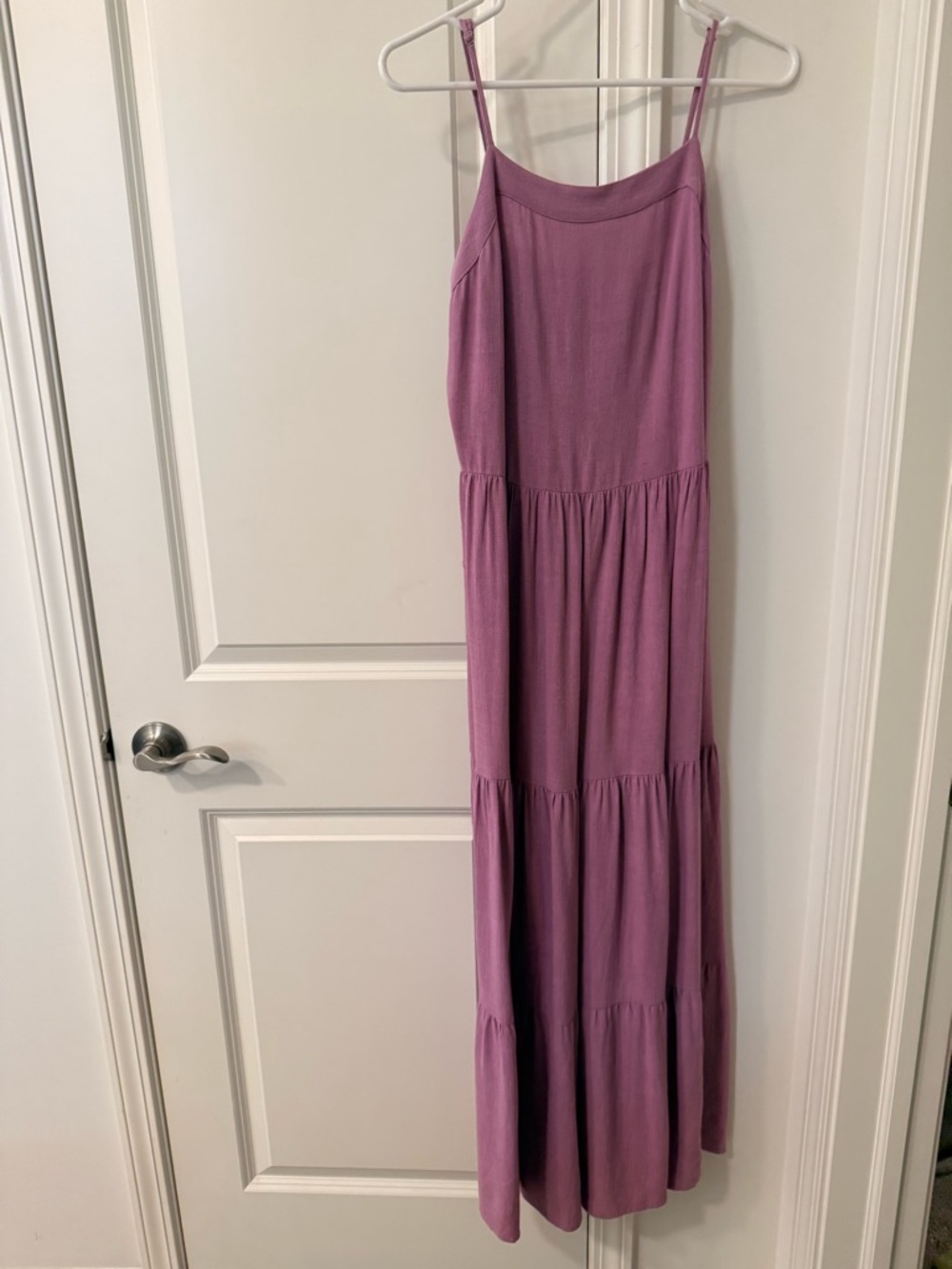 Excellent/Like New Condition!

Splendid Women's Mauve Tiered Maxi Dress